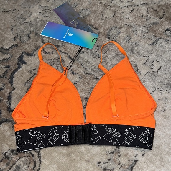 Magnlens Bra - Picture 2 of 5